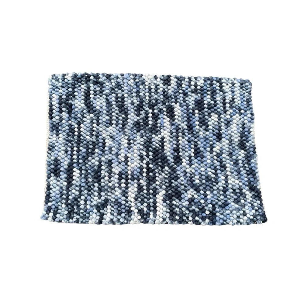 CAM LIVING Naturals Collection Wool Bauble Rug